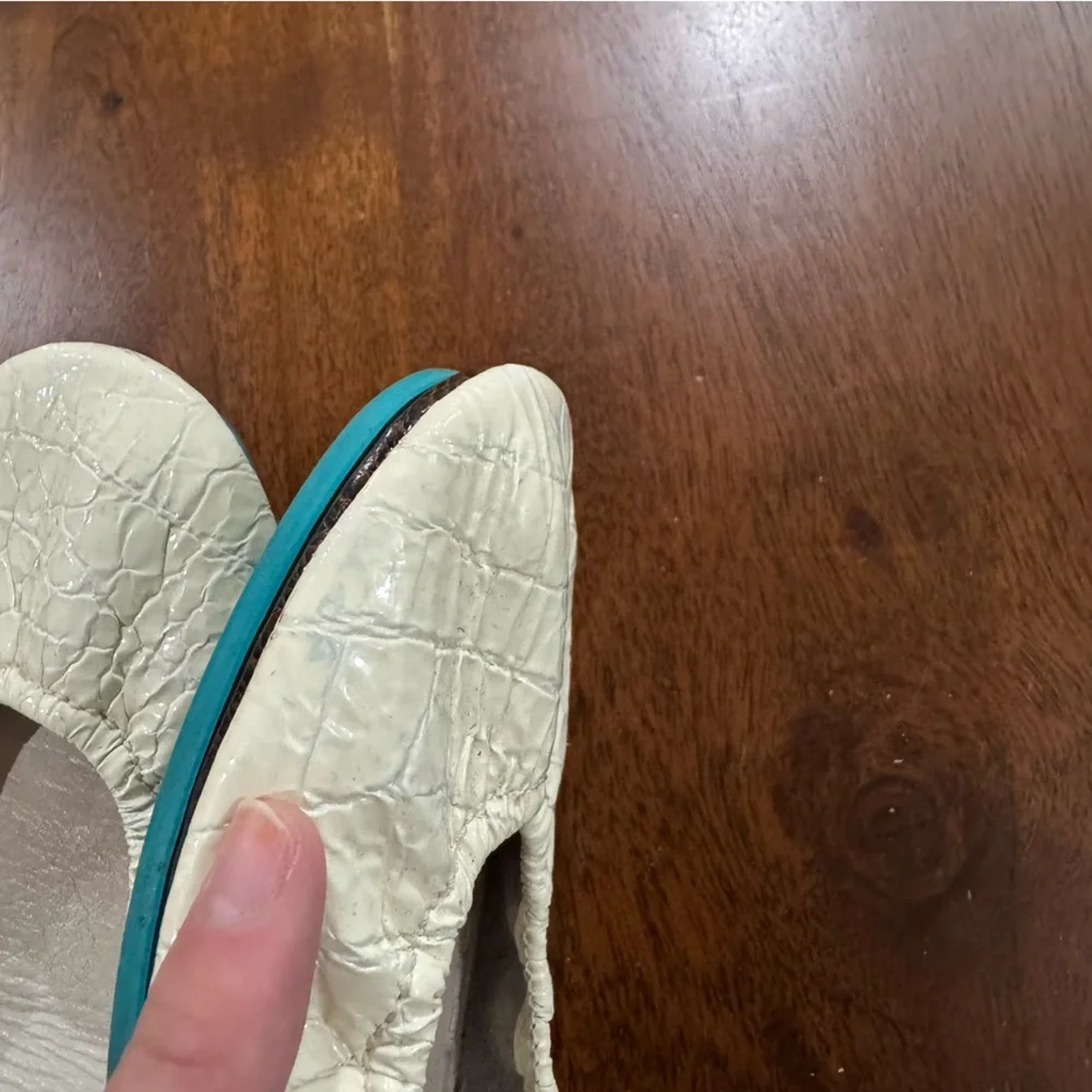 Tieks Diamond White Croc Ballet Flat Size 6 - Picture 4 of 8